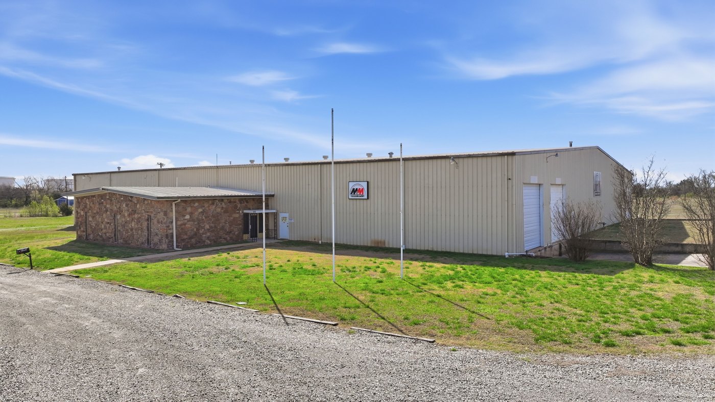 Cushing industrial building